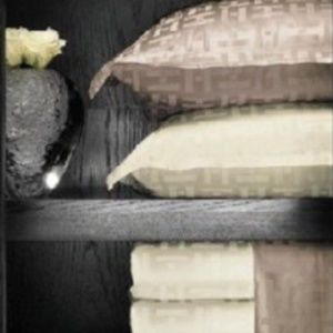 Kelly Hoppen boudoir Sham new